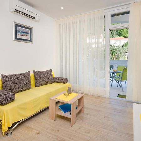 Villa Kogo ฮวาร์ ภายนอก รูปภาพ