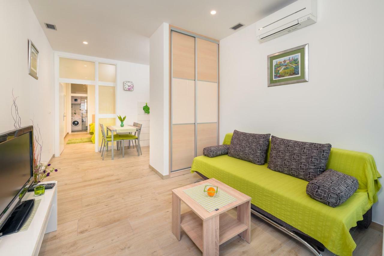 Villa Kogo ฮวาร์ ภายนอก รูปภาพ